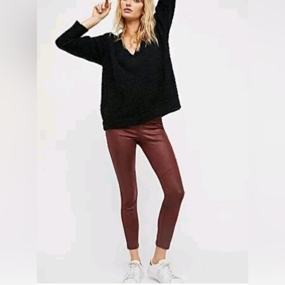 Free People Midnight Burgundy Faux Suede Mid Rise Pant In Wine Size 25, EUC